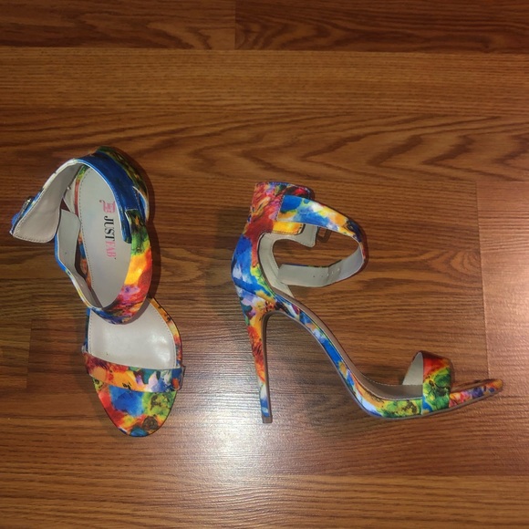 Tropic Print Stiletto Heel Sandals - Picture 3 of 3